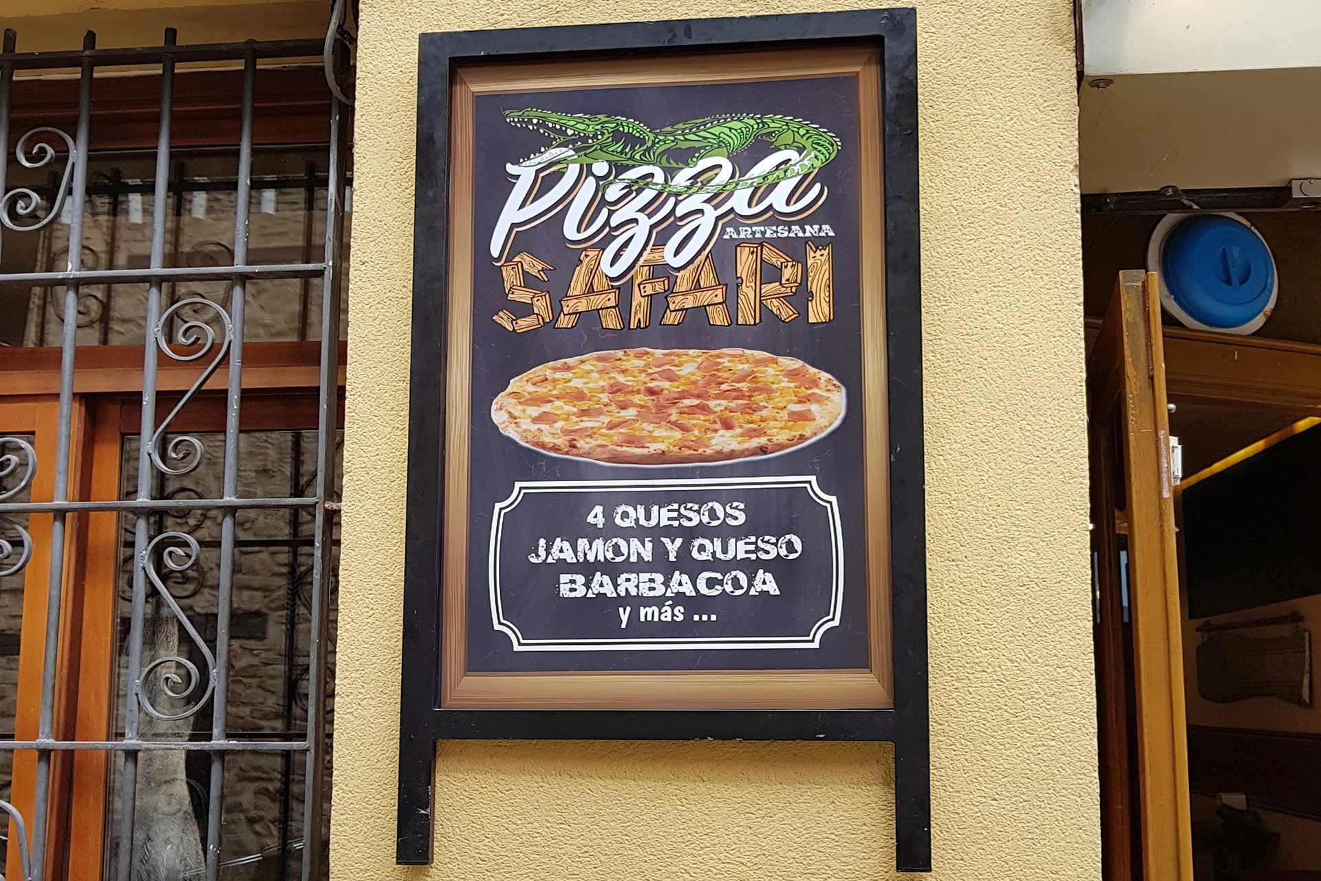 VINILO_PIZARRA_SAFARI